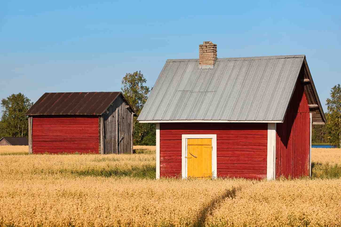 traditional-finnish-red-wooden-farms-in-the-countr-2026-03-17-21-45-03-utc